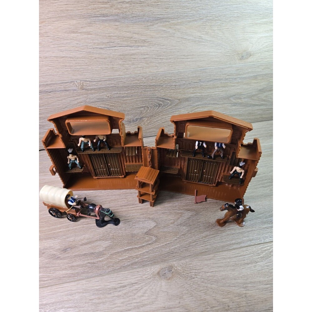 Vintage Toy Major Cary Along Wild West Playset Fort. With Figures (incomplete)